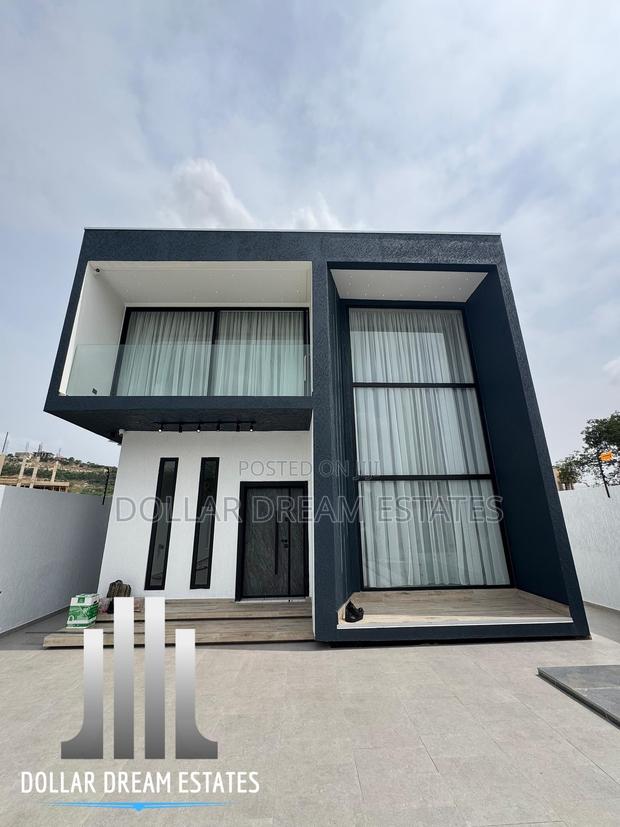 4bdrm House in Kwabenya for sale · Photo 2