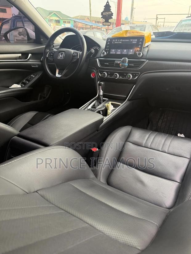 Honda Accord 2021 White · Photo 2