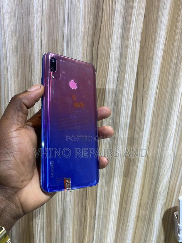 New Huawei Y9 2019 128 GB Purple · Photo 5