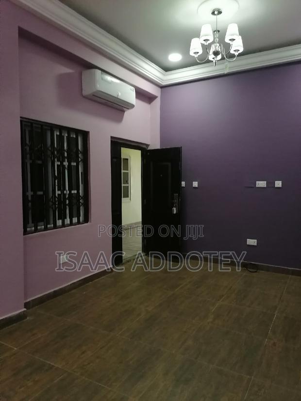2bdrm Apartment in Spintex for rent · Photo 3