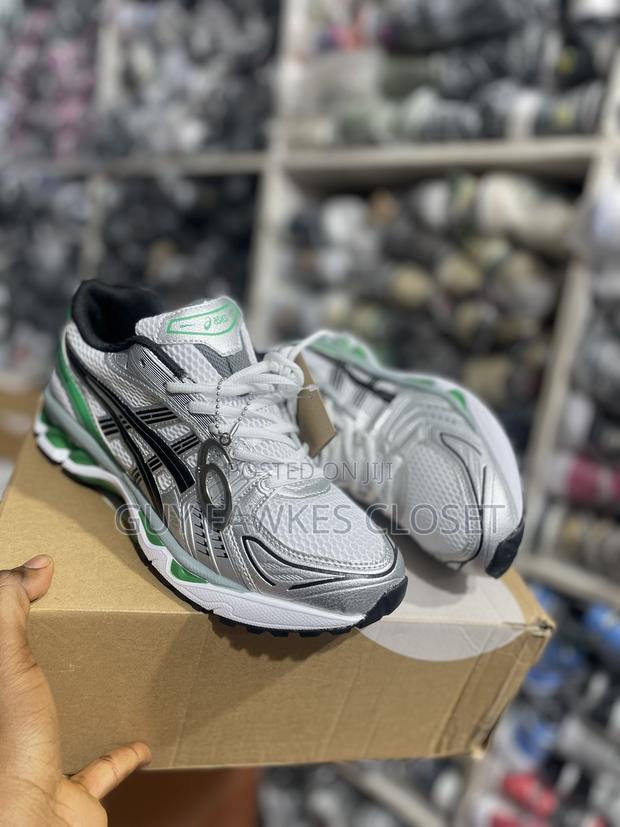 Asic Gel Kayano 14 · Photo 5