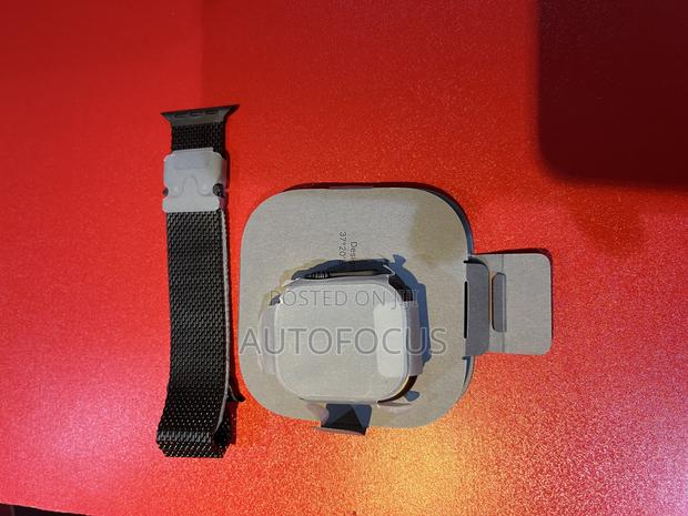 Apple Watch Ultra 3 46mm · Photo 5