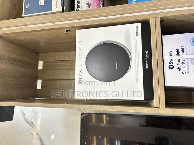 Top Notch Electric Harman Kardon Onyx Studio Nine(9) Speaker Bluetooth · Photo 1
