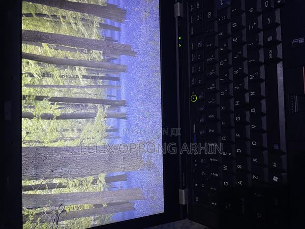 Laptop Lenovo ThinkPad 10 8GB Intel Core i5 HDD 750GB · Photo 1