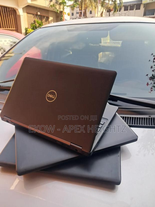 Laptop Dell Latitude 5590 8GB Intel Core i5 SSD 256GB · Photo 1
