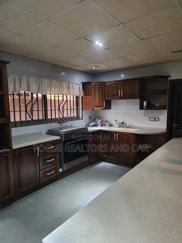 Furnished 4bdrm House in Spintex for rent · Photo 4