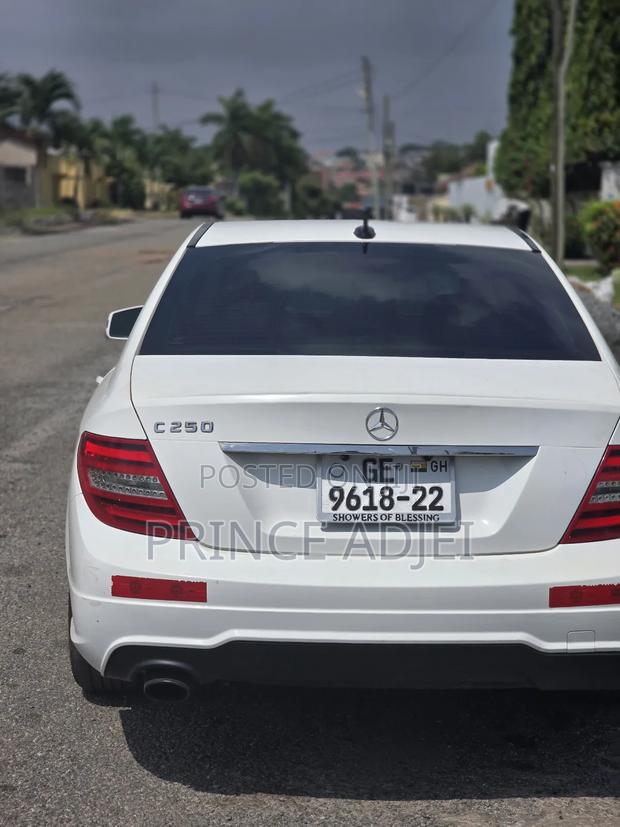 Mercedes-Benz C250 2013 White · Photo 5