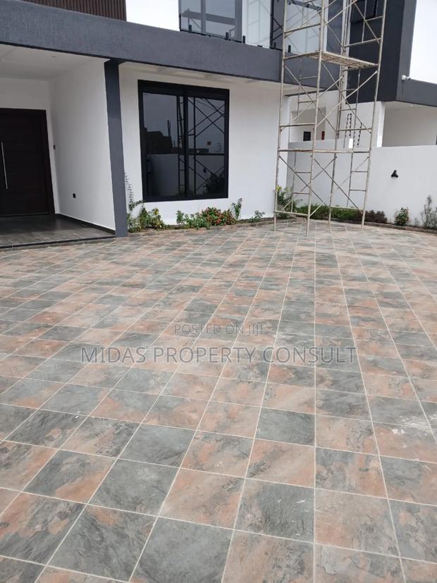 4bdrm House in East Airport, Manet Junction for sale · Photo 5