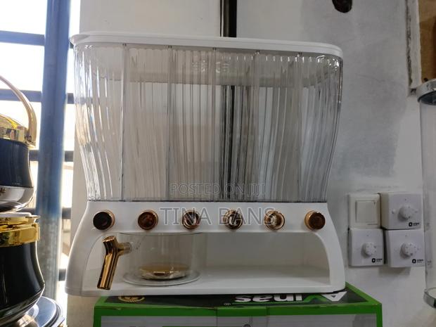 Cereal Dispenser · Photo 1