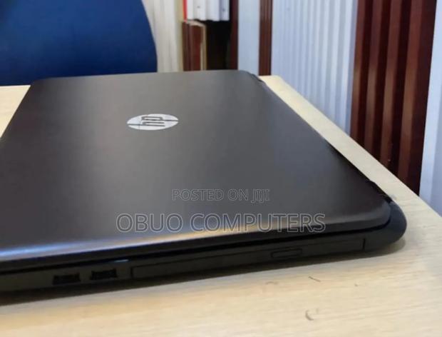 Laptop HP 15 4GB AMD A8 HDD 128GB · Photo 5