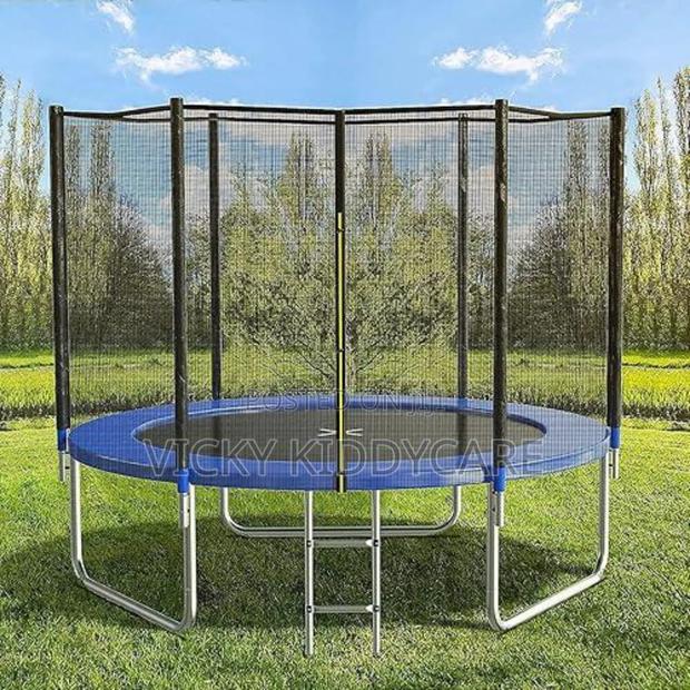 8 Ft Trampoline for Kids · Photo 1