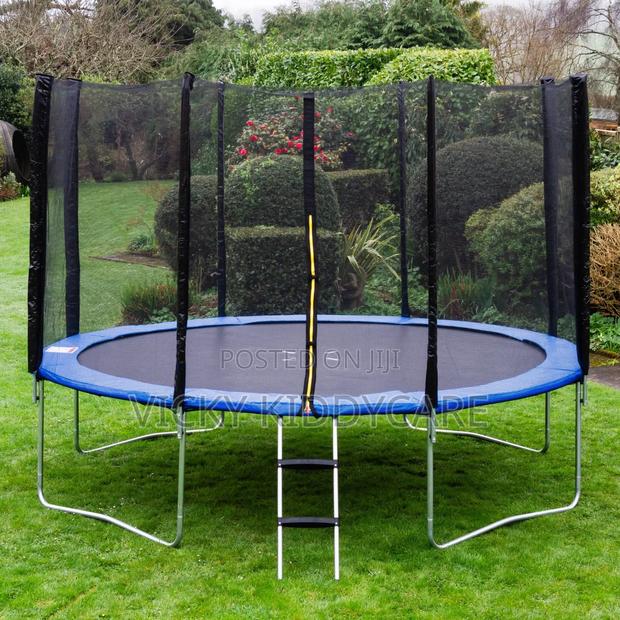 Trampoline Ten Ft · Photo 1