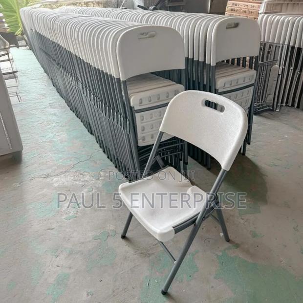 Wholesale And Retail Quality Plastic Chair · Photo 3