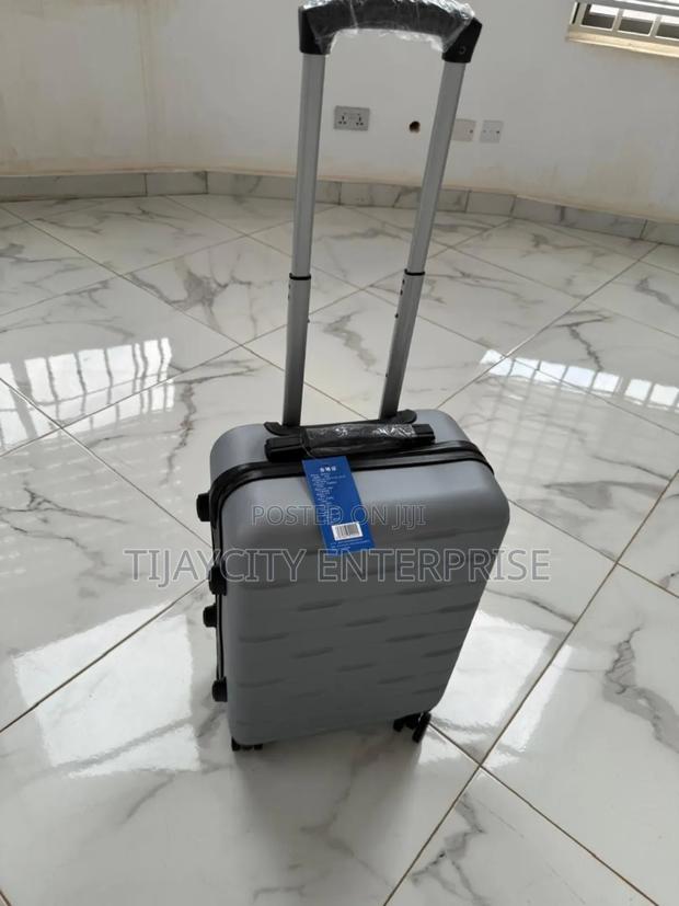 Travelling Bag · Photo 3