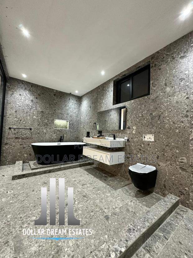 4bdrm House in Ashaley Botwe for sale · Photo 8