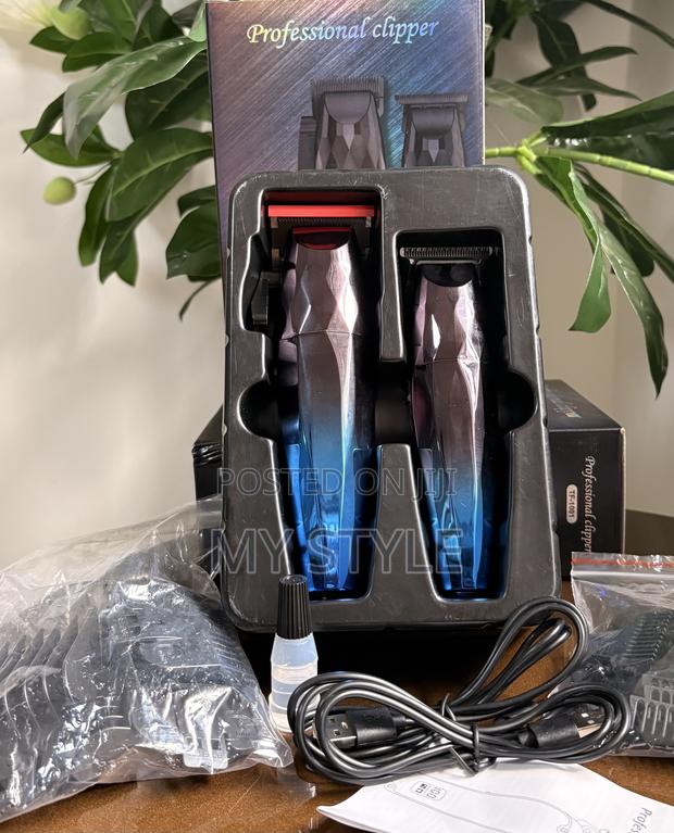 Clipper 2 in 1 With Trimmer Battery Level Indicator · Photo 2