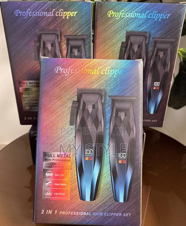 Clipper 2 in 1 With Trimmer Battery Level Indicator · Photo 1