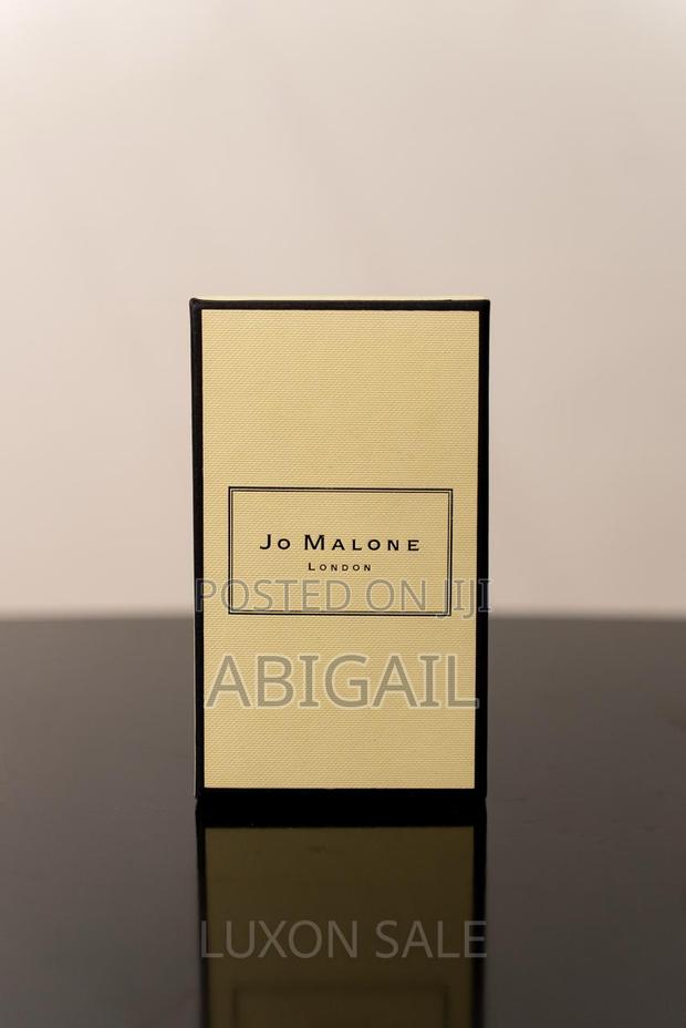 Jo Malone London - English Pear and Freesia Cologne · Photo 2