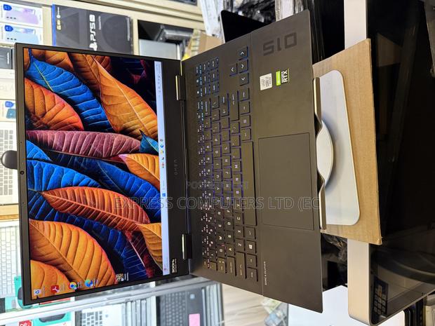 Laptop HP Envy 15-Ep0xxx 32GB Intel Core I7 SSHD (Hybrid) 1T · Photo 2