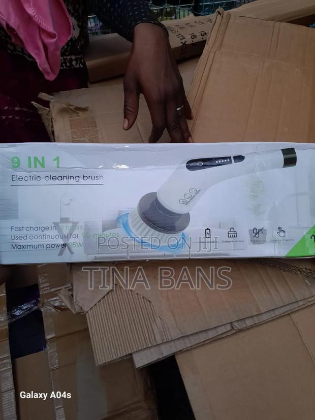 9 in 1 Electric Scrabbing Brush · Photo 2