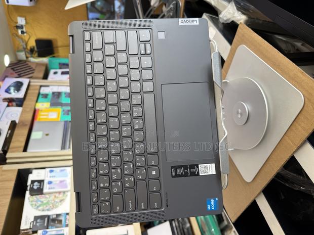 Laptop Lenovo IdeaPad Flex 14 8GB Intel Core I3 SSHD (Hybrid) 256GB · Photo 4