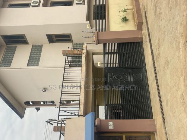 2bdrm Apartment in Lashibi, Sakumono for rent · Photo 2