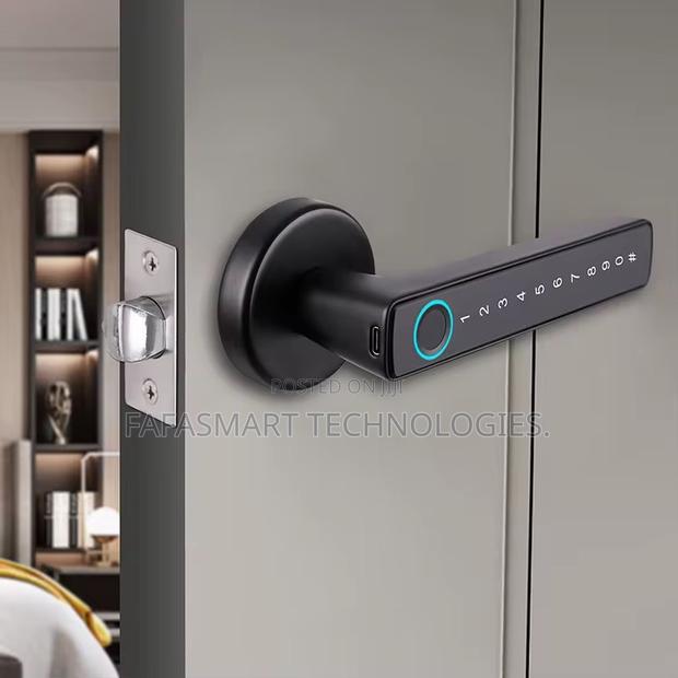 Smart Door Locks · Photo 3