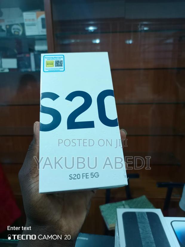 New Samsung Galaxy S20 FE 128 GB Blue · Photo 2