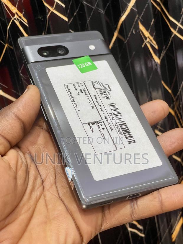 Google Pixel 7a 128 GB Black · Photo 4