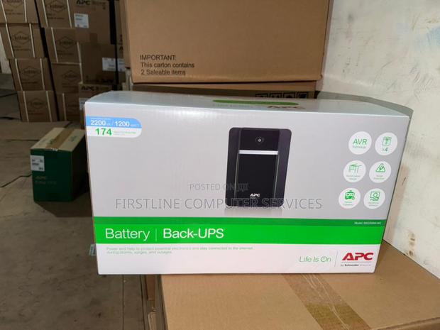 Apc 2200va Backup Ups · Photo 3