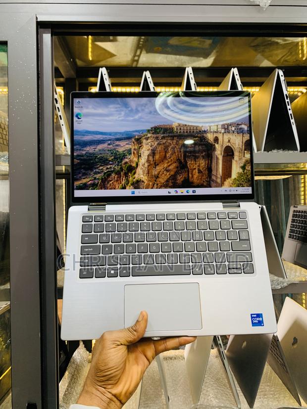 Laptop Dell Latitude 7420 32GB Intel Core I7 SSD 512GB · Photo 1