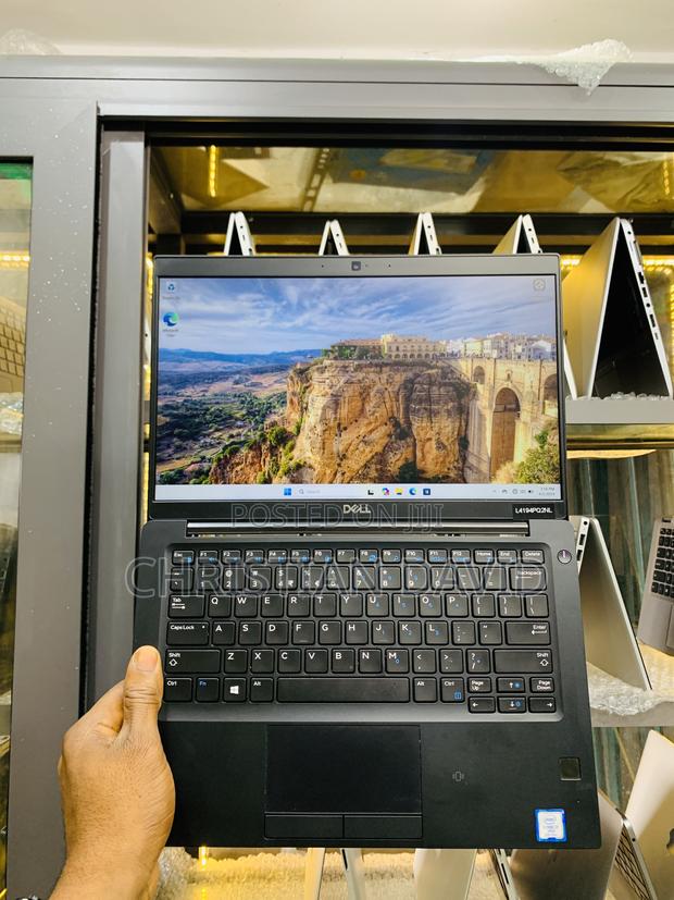 Laptop Dell Latitude 7280 8GB Intel Core I7 SSD 256GB · Photo 1