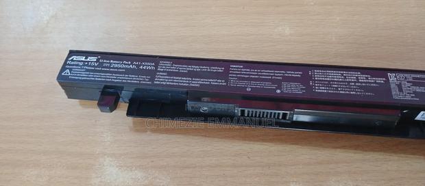 Asus Battery A41x5550 · Photo 1