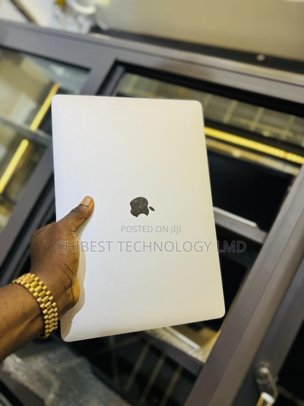 Laptop Apple MacBook Pro 2019 16GB Intel Core i9 SSD 512GB · Photo 6