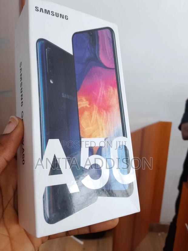 New Samsung Galaxy A50 128 GB Black · Photo 1