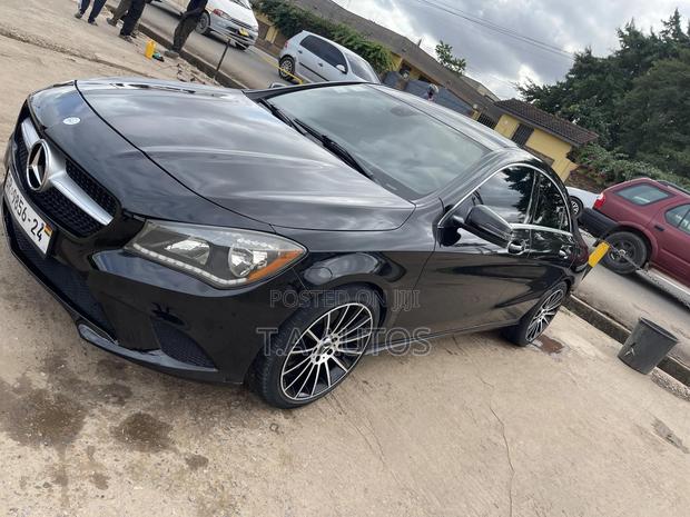 Mercedes-Benz CLA-Class CLA 250 4MATIC Sedan 2016 Black · Photo 3