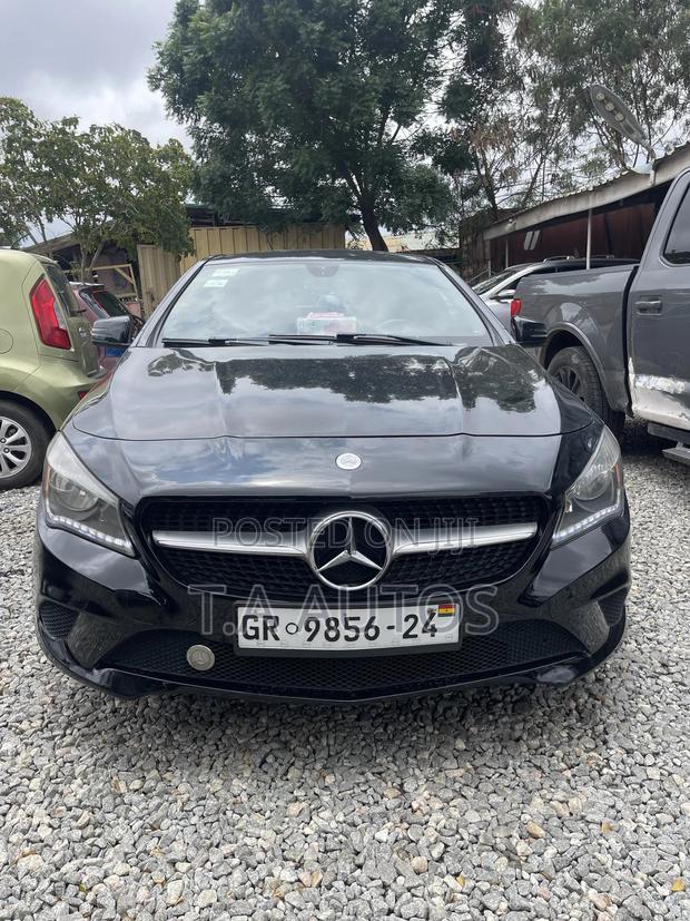 Mercedes-Benz CLA-Class CLA 250 4MATIC Sedan 2016 Black · Photo 2