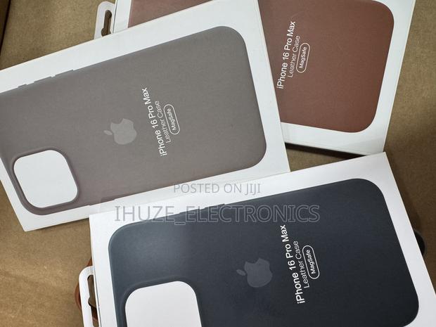 Genuine Leather Case (Magsafe) for iPhone 16pro Max · Photo 2