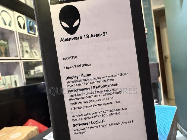 New Laptop Dell Alienware 18 Area-51 32GB Intel Core Ultra 9 SSD 1T · Photo 3