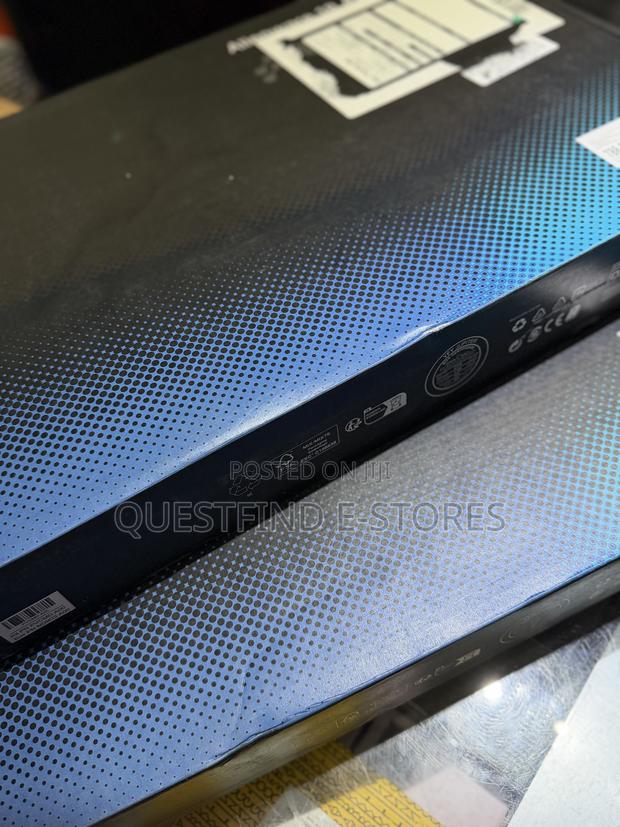 New Laptop Dell Alienware 18 Area-51 32GB Intel Core Ultra 9 SSD 1T · Photo 1