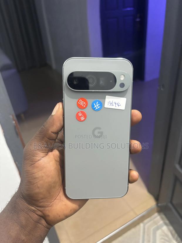 Google Pixel 9 Pro XL 128 GB · Photo 2