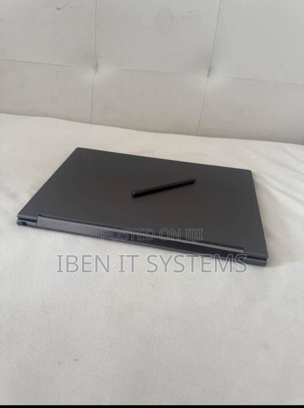 Laptop Lenovo Yoga 7i 16GB Intel Core i7 SSHD (Hybrid) 512GB · Photo 2