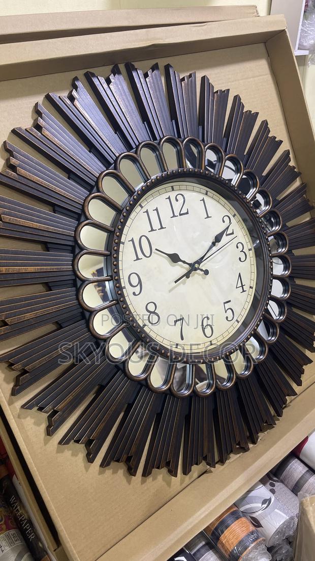 Asthetic Wall Clock · Photo 2