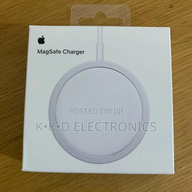 Magsafe Wireless Charger · Photo 1