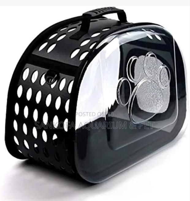 Dog Breathable Transparent Carrier Bad · Photo 1