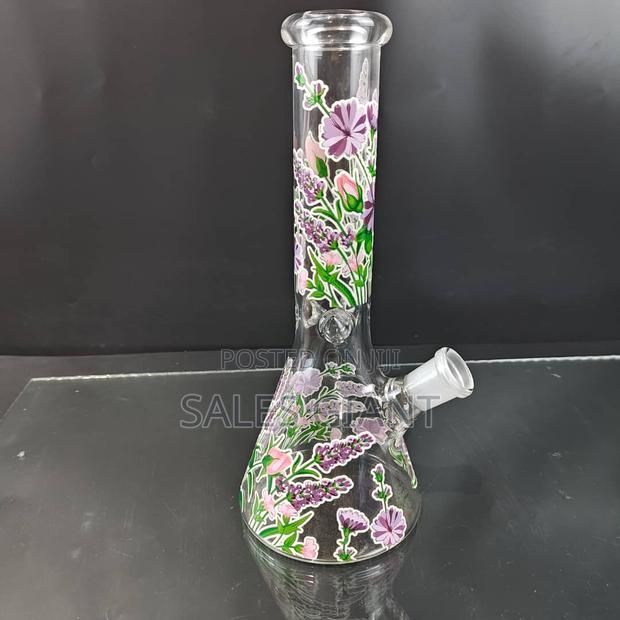 Glass Bong · Photo 1