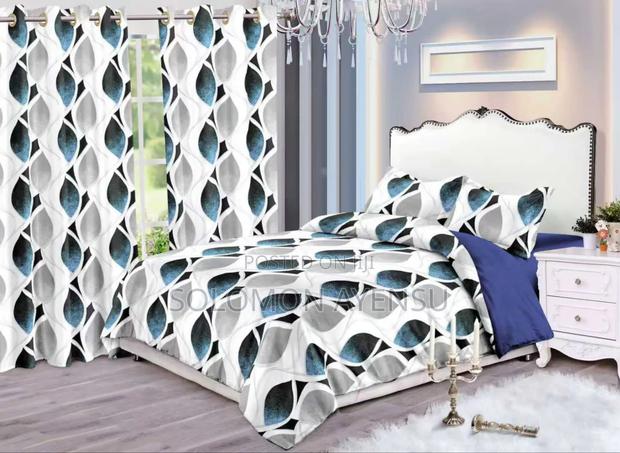 Original 8-Piece Duvet Cover Set With Curtains Available · Photo 3