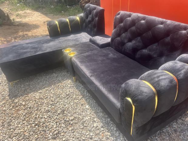 Spacious Modern Design Lshape for Your Comfort Delivery Available · Photo 3