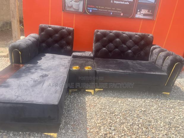 Spacious Modern Design Lshape for Your Comfort Delivery Available · Photo 4