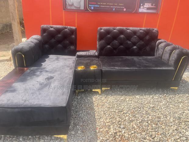 Spacious Modern Design Lshape for Your Comfort Delivery Available · Photo 5